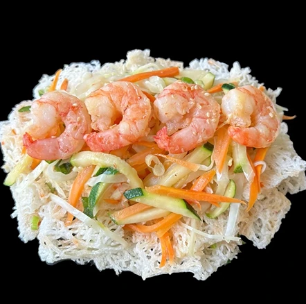 Hrustljavi riževi rezanci (Crispy Rice Noodles)