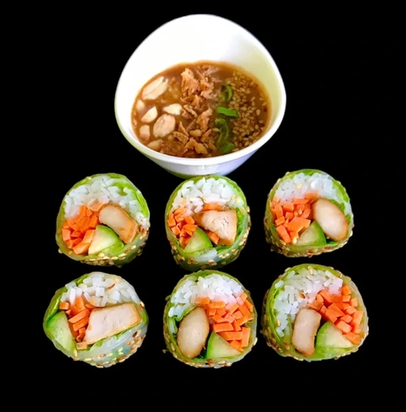 Sveži poletni zavitki (Summer Rolls)